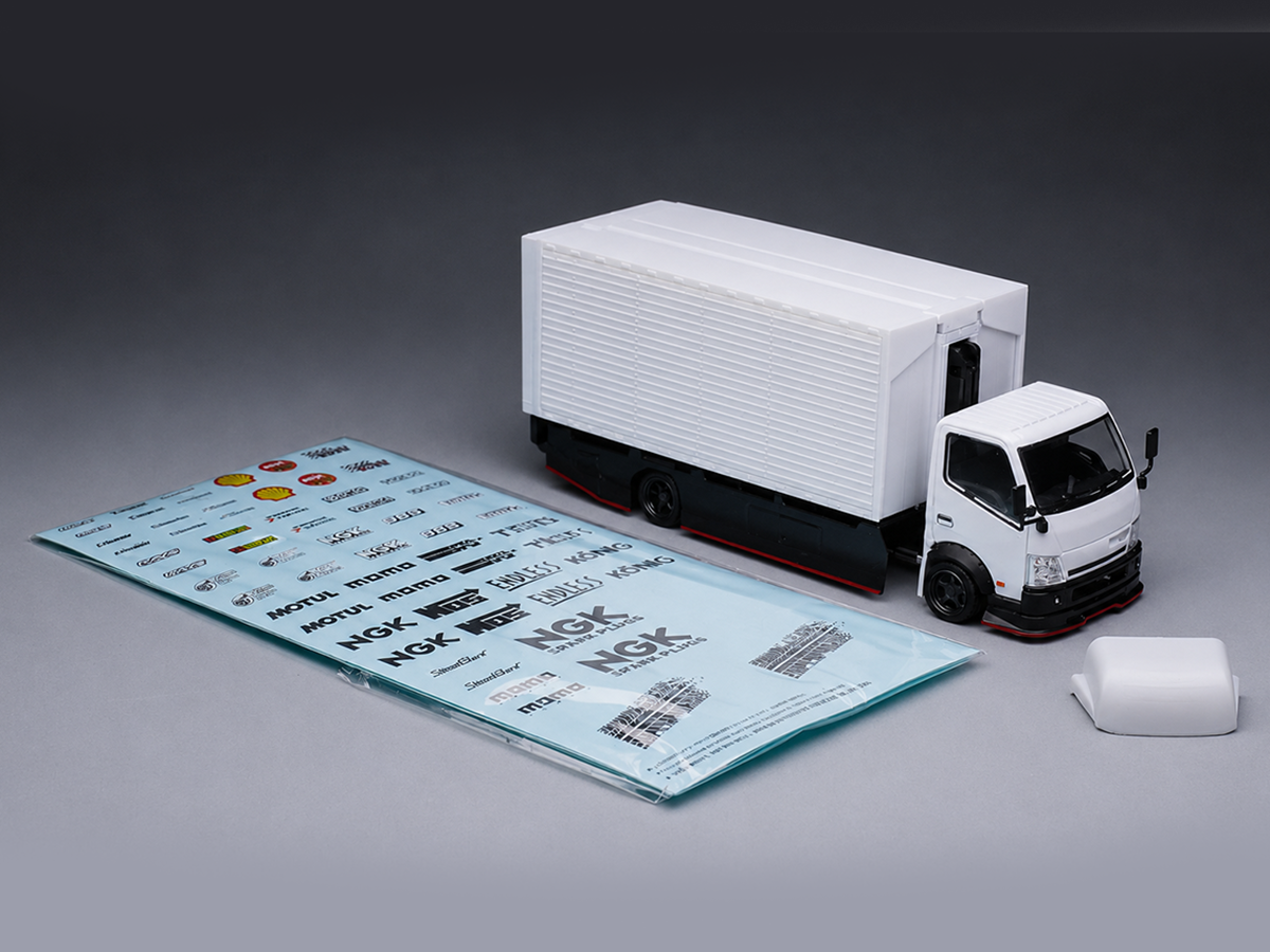 MicroTurbo Custom Box Truck - Branco — imagem principal