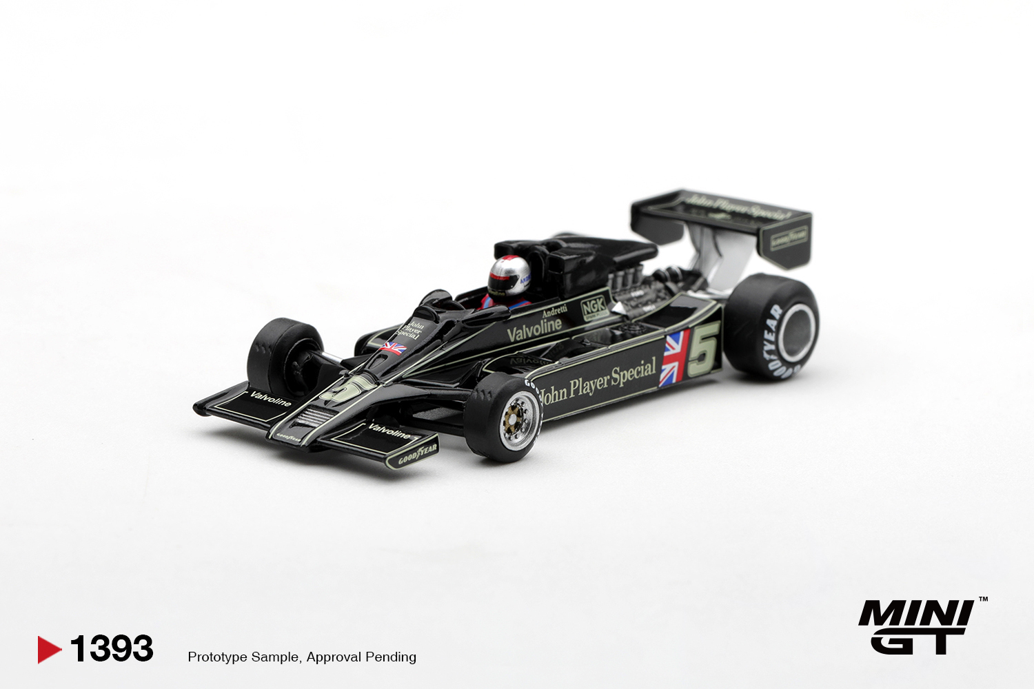 Miniatura Mini GT Lotus 78 #5 Mario Andretti 1977 US GP West Winner, código MGT01393